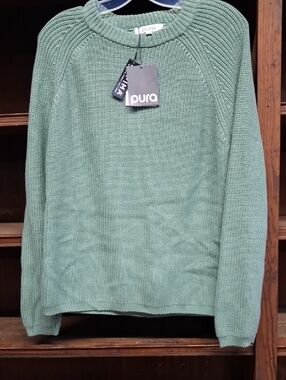 NWT Womens Pura Cashmere Sage Green Sweater